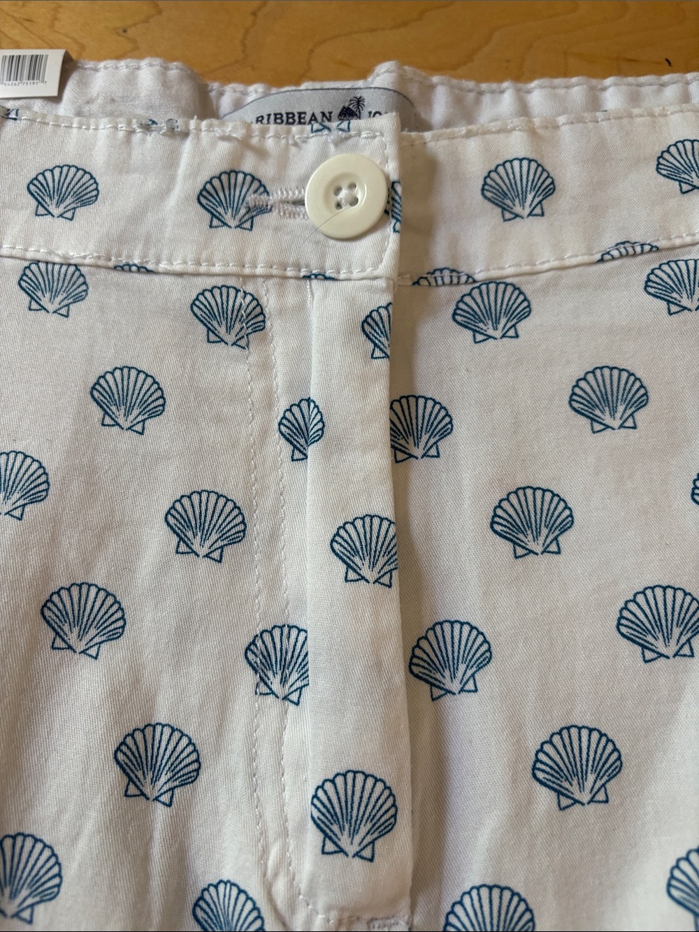Caribbean Joe White Shell-Print Flat Front Shorts